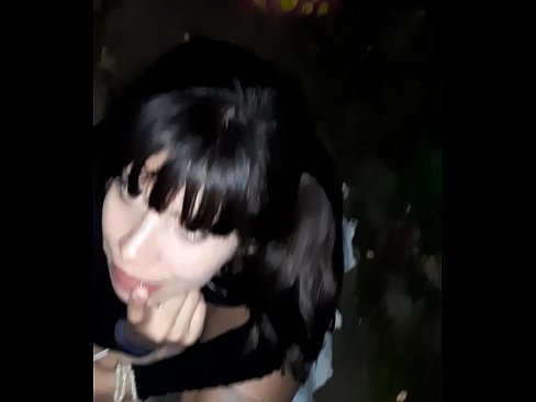 ❤️ Në rrugë penisi i fryrë në këmbim të karamele ❤️❌ Video qij në sq.vegasservice.ru ❌❤